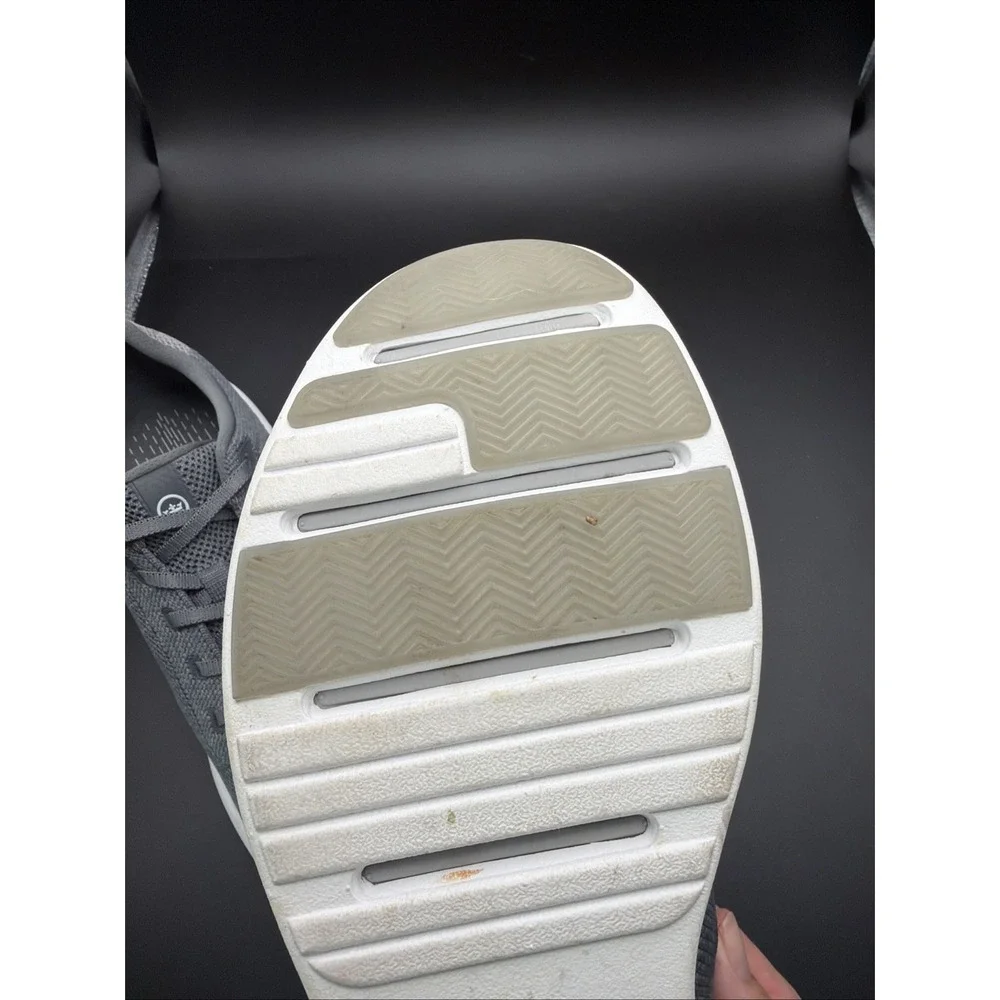 Peter Millar Hyperlight Glide Knit Sneakers Gray Men's Size 10.5 NWOB